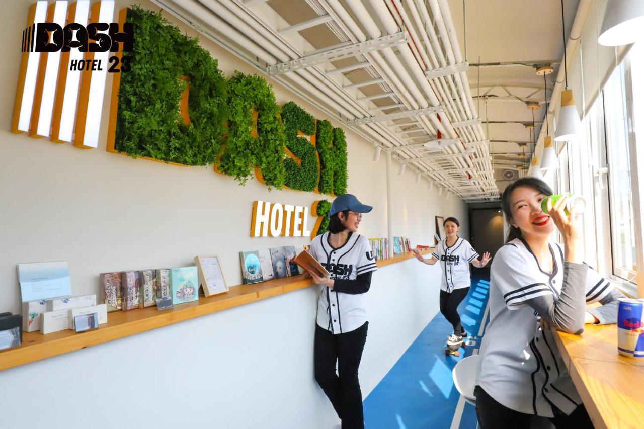 Dash 23 Hotel تاينان المظهر الخارجي الصورة