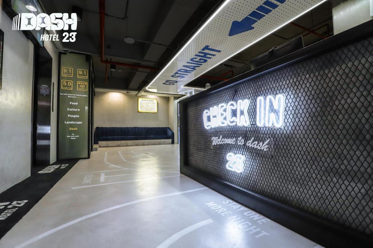 Dash 23 Hotel تاينان المظهر الخارجي الصورة